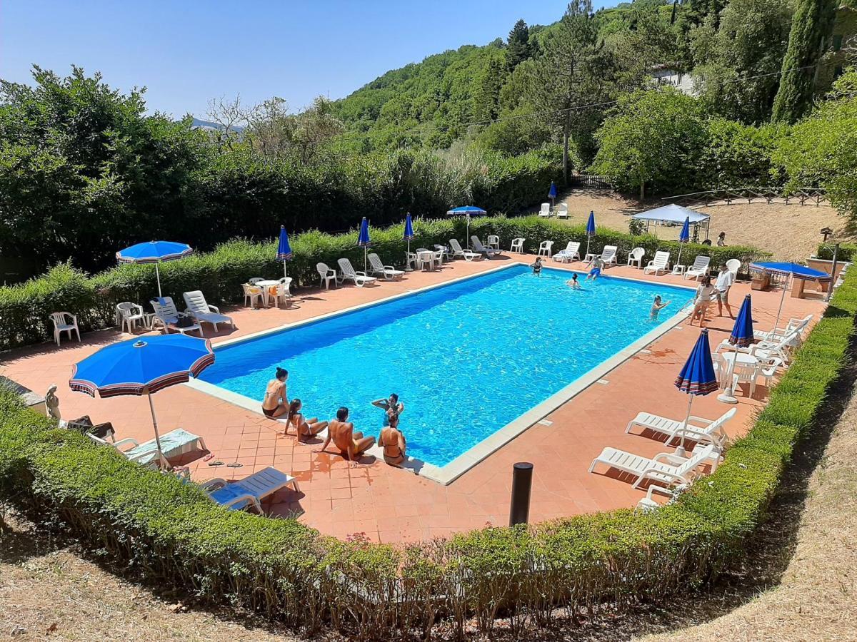 Agriturismo Dea Valfabbrica Buitenkant foto