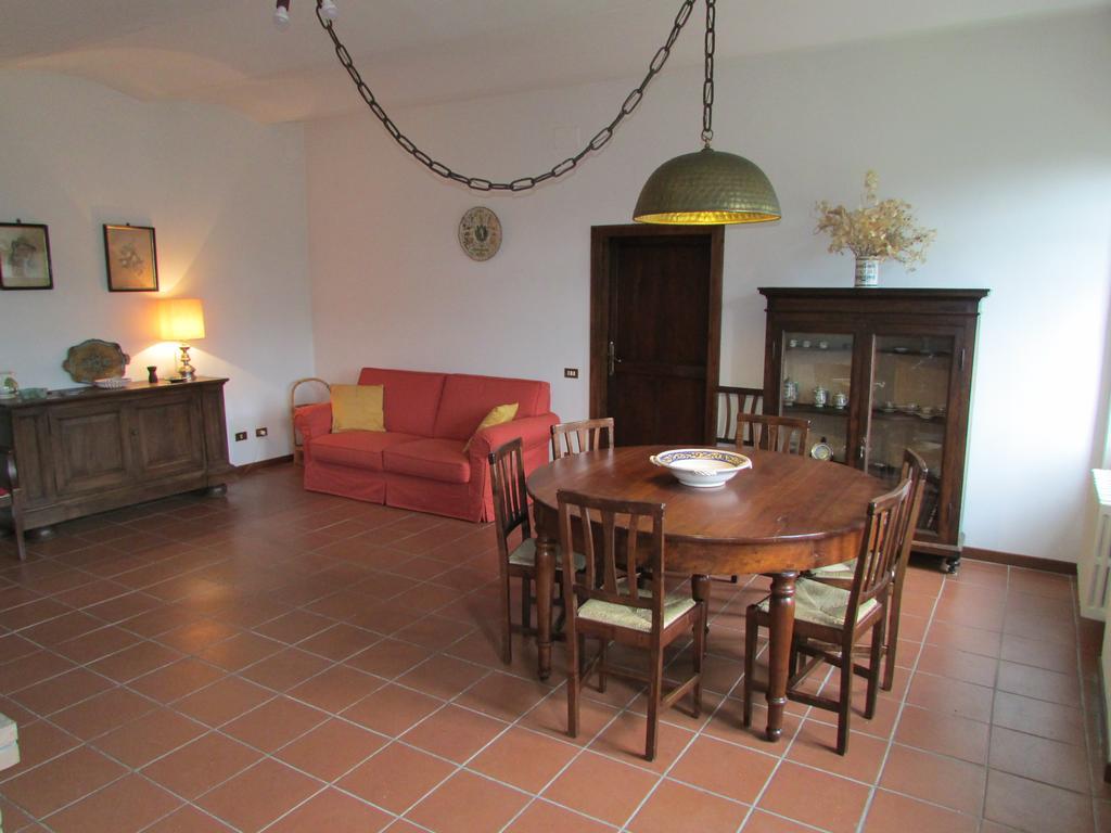 Agriturismo Dea Valfabbrica Buitenkant foto