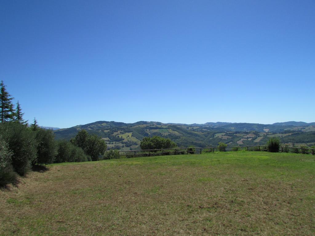 Agriturismo Dea Valfabbrica Buitenkant foto